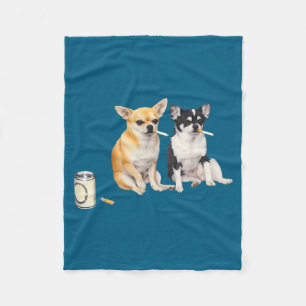 Lustiger Chihuahua-Meme Hund raucht Zigarette Fleecedecke
