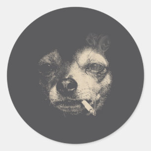 Lustiger Chihuahua-Meme Hund raucht Zigarette  Runder Aufkleber
