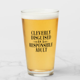 Lustiger clever verkleideter verantwortungsbewusst glas