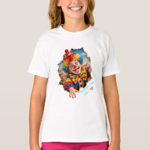 Lustiger Clown-Junge bricht aus T-Shirt