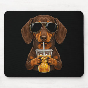 Lustiger Dachshund trinkt Eiskaffee süßer Hunde-Me Mousepad