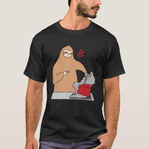 Lustiger Faultier-Koch schläft ein Ironisch süßes T-Shirt