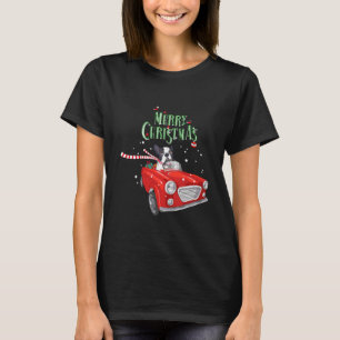 Lustiger Französischer Bulldogge Fährt Rotes Auto  T-Shirt