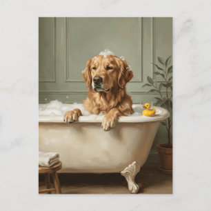 Lustiger Golden Retriever beim Entspannen im Schau Postkarte