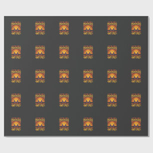 Lustiger Halloween-Kürbiskuchen-Hexen-Design_1 Geschenkpapier