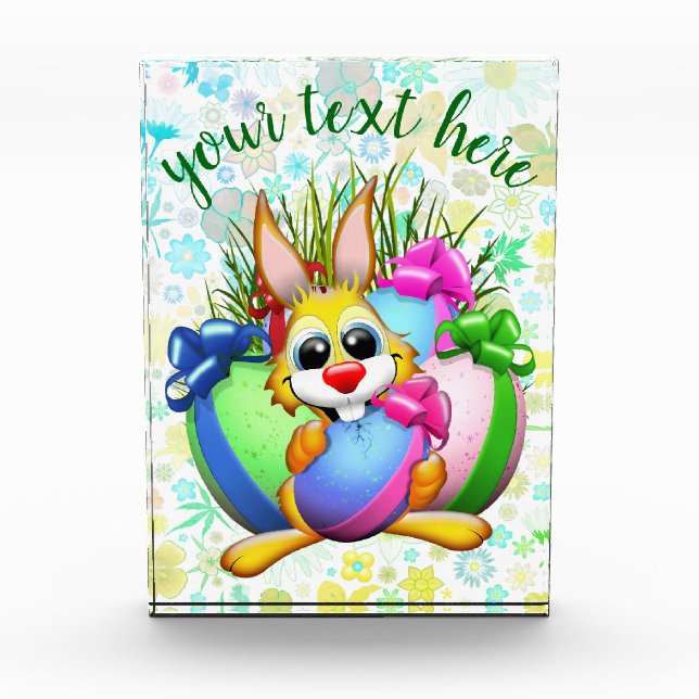 Lustiger Hase beißt in ein Osterei Fotoblock (Vorderseite)
