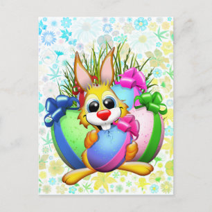 Lustiger Hase beißt in ein Osterei Postkarte