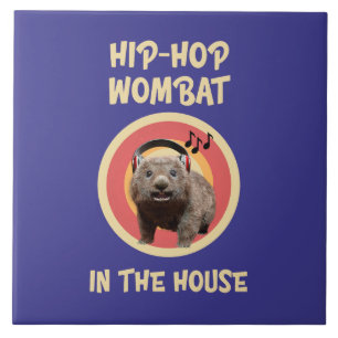 Lustiger Hip-Hop-Wombat im Haus Fliese