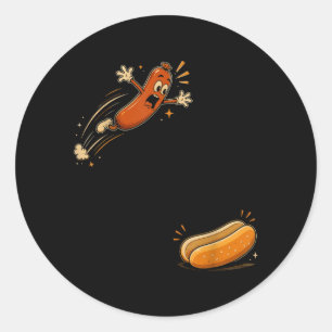 Lustiger Hot Dog springt in Brötchen Wurst BBQ Hoc Runder Aufkleber
