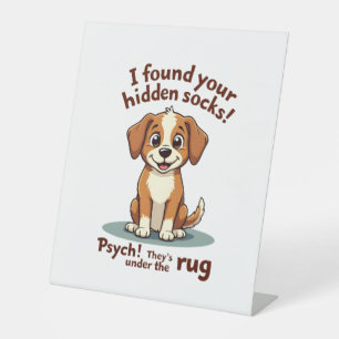 Lustiger Hund versteckte Socken Zitat Vintage Cart Sockelschild