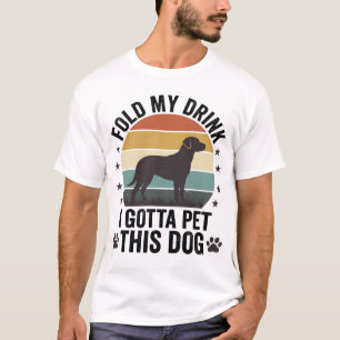 Lustiger Hundeliebhaber Vintage-Falte Mein Getränk T-Shirt