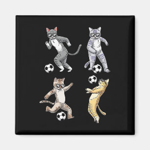 Lustiger Katzenliebhaber spielt Fußballspieler str Magnet