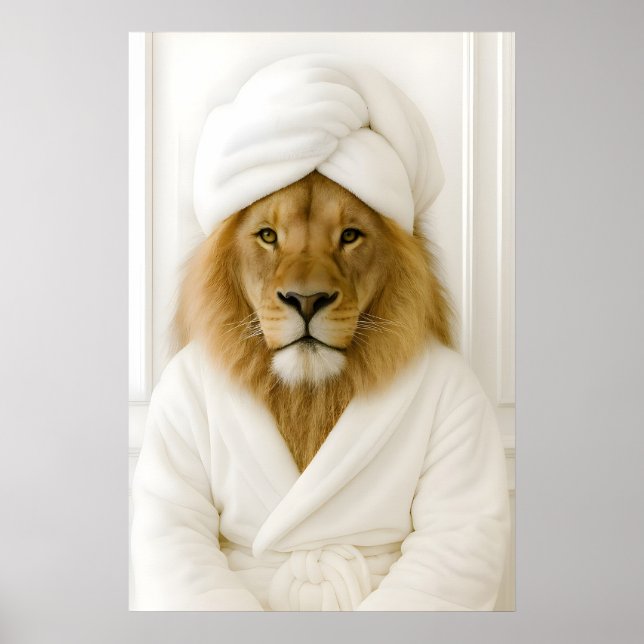 Lustiger Löwe Badezimmer Druck, Löwe im Bademantel Poster (Vorne)