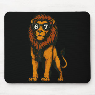 Lustiger Löwe Sungles 67 Sechs Sieben Meme Mousepad