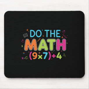 Lustiger Mathelehrer macht Mathe 67 Meme Six Seven Mousepad