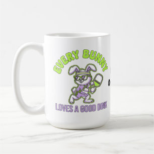Lustiger Ostern-Pickleball-Jeder Hase liebt einen Kaffeetasse