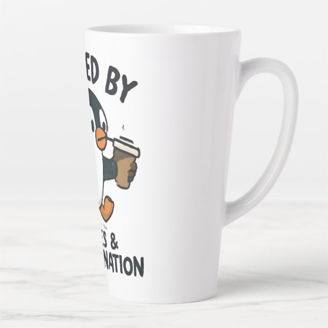 Lustiger Pinguin läuft mit Kaffeetasse Milchtasse (Rechts)