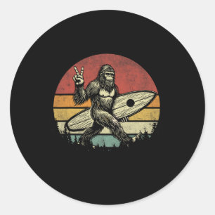 Lustiger Retro Bigfoot Surfer Vintage Sasquatch Su Runder Aufkleber