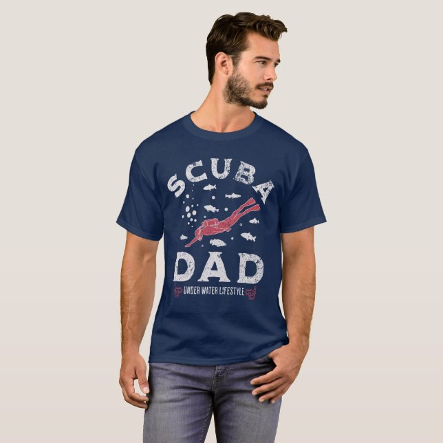 Lustiger Scuba Dad beim Tauchen T-Shirt (Vorne ganz)