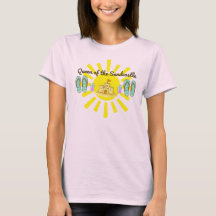 Lustiger Sommer: Königin des Sandburgen-T-Shirts