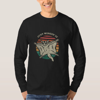 Lustiger Sugar Glider, der einfach so fliegt - Tie T-Shirt