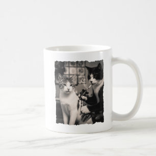 Lustiger Tätowierer-Katze raucht Zigarette Vintage Kaffeetasse