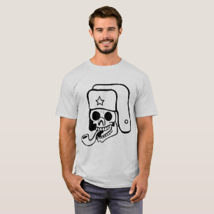 Lustiger Totenkopf in Ushanka-Russenmütze T-Shirt