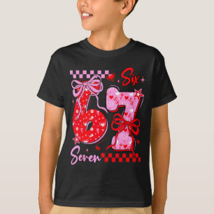 Lustiger Valentinstag 67 Meme 6 7 Valentinsbogen E T-Shirt