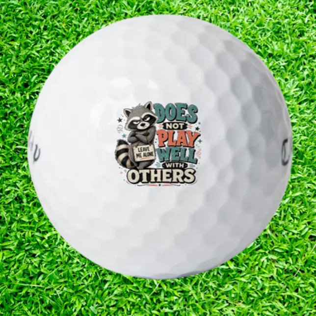 Lustiger Waschbär-Introvertierten-Humor Golfball (Own the course with introvert raccoon humor)