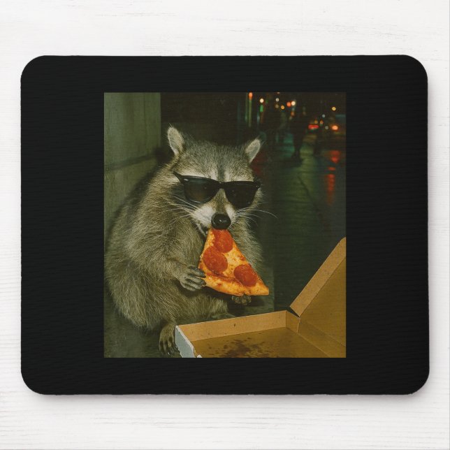 Lustiger Waschbär isst Zza-Tier-Meme  Mousepad (Vorne)