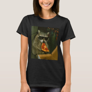 Lustiger Waschbär isst Zza Tier Meme T-Shirt