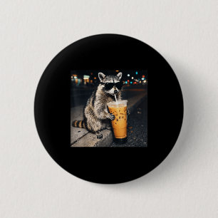 Lustiger Waschbär trinkt Eiskaffee Tier Meme Männe Button