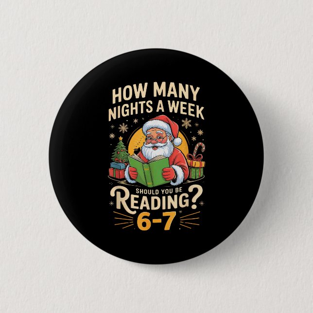 Lustiger Weihnachtsmann liest 67 Meme T-Shirt Weih Button (Vorderseite)