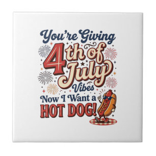 Lustiges 4. Juli Hot Dog Vintage-Shirt-Design_1 Fliese