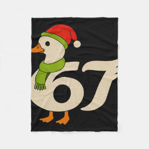Lustiges 67 Gans Weihnachten 6 7 Meme Ente Santa H Fleecedecke