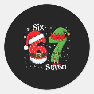 Lustiges 67 Sechs Sieben Meme 6 7 Elf Santa Weihna Runder Aufkleber