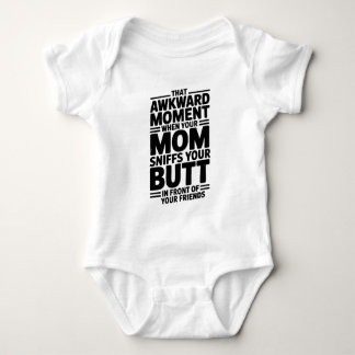 Lustiges Baby-Body 'Mama schnüffelt komisch am Po' Baby Strampler