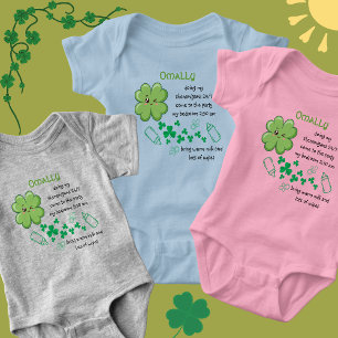 Lustiges Baby-Zitat Grüne Klover St. Patrick's Baby Strampler