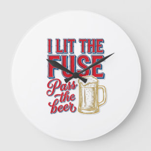 Lustiges Bier-Feuerwerk Vintage-Shirt-Design_1 Große Wanduhr
