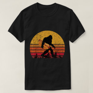Lustiges Bigfoot-Design mit Hotdog T-Shirt