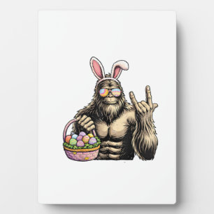 Lustiges Bigfoot-Oster-Ei-Felsen-Sasquatch-Osterta Fotoplatte
