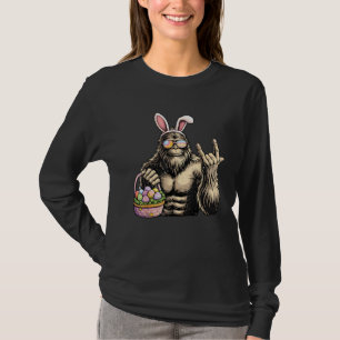 Lustiges Bigfoot-Oster-Ei-Felsen-Sasquatch-Osterta T-Shirt