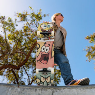Lustiges Cartoon-Notizbuchcover – Farbiger Kawaii- Skateboard