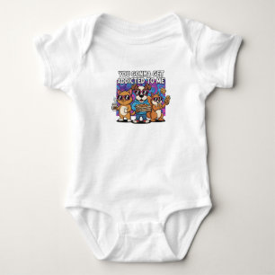 Lustiges Cartoon-Tiere "Süchtig Nach Mir" Baby-T-S Baby Strampler