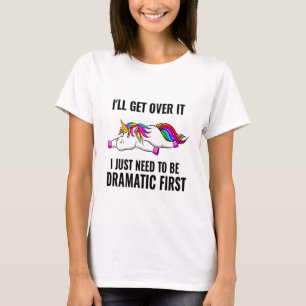 Lustiges farbenfrohes dramatisches Einhorn-Drama T-Shirt