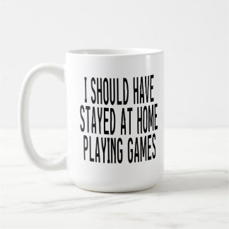 Lustiges Gamer-Zitat Bleib Zu Hause Und Spiele Kaffeetasse