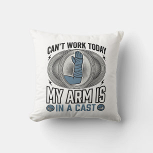 Lustiges gebrochenes Arm-Gips Vintage T-Shirt Desi Kissen