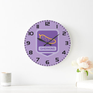 Lustiges Gherkin-Gurken-Icon Lila und Gelb Große Wanduhr
