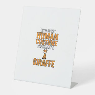 Lustiges Giraffen-Kostüm-Vektor-Shirt-Design_1 Sockelschild