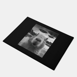 Lustiges Grafik-Capybara-Selfie mit UFOs Seltsam Fußmatte